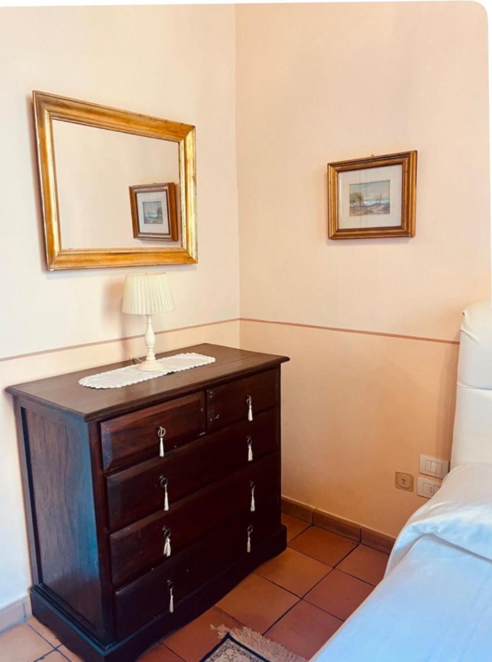 Maison Barriera - Luxury Suites - Salerno City Center Eksteriør billede
